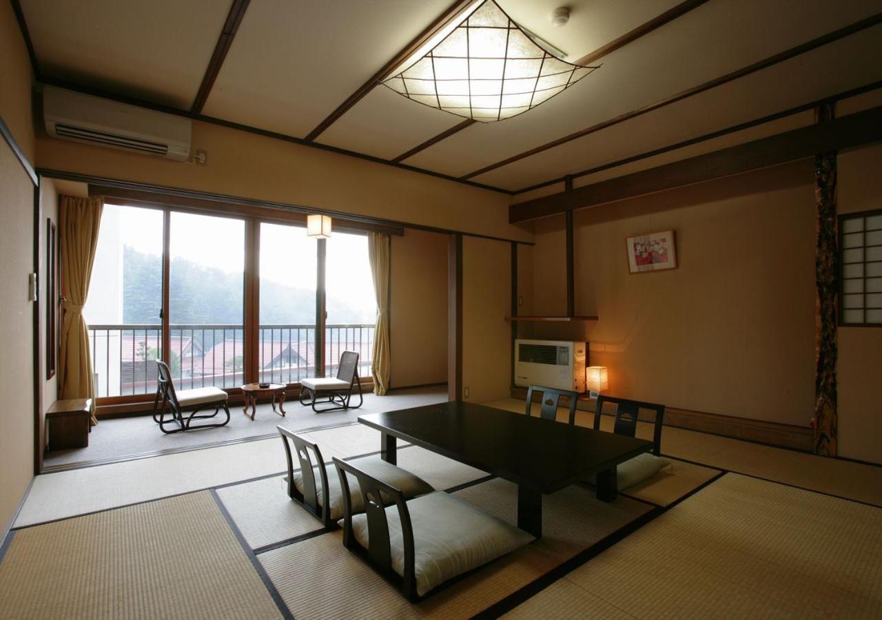 Komoro Hishino Onsen Tokiwakan מראה חיצוני תמונה